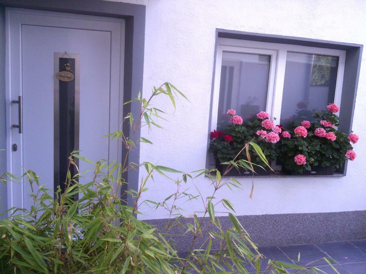 Auszeit Naehe Airport Apartment Rösrath Екстериор снимка